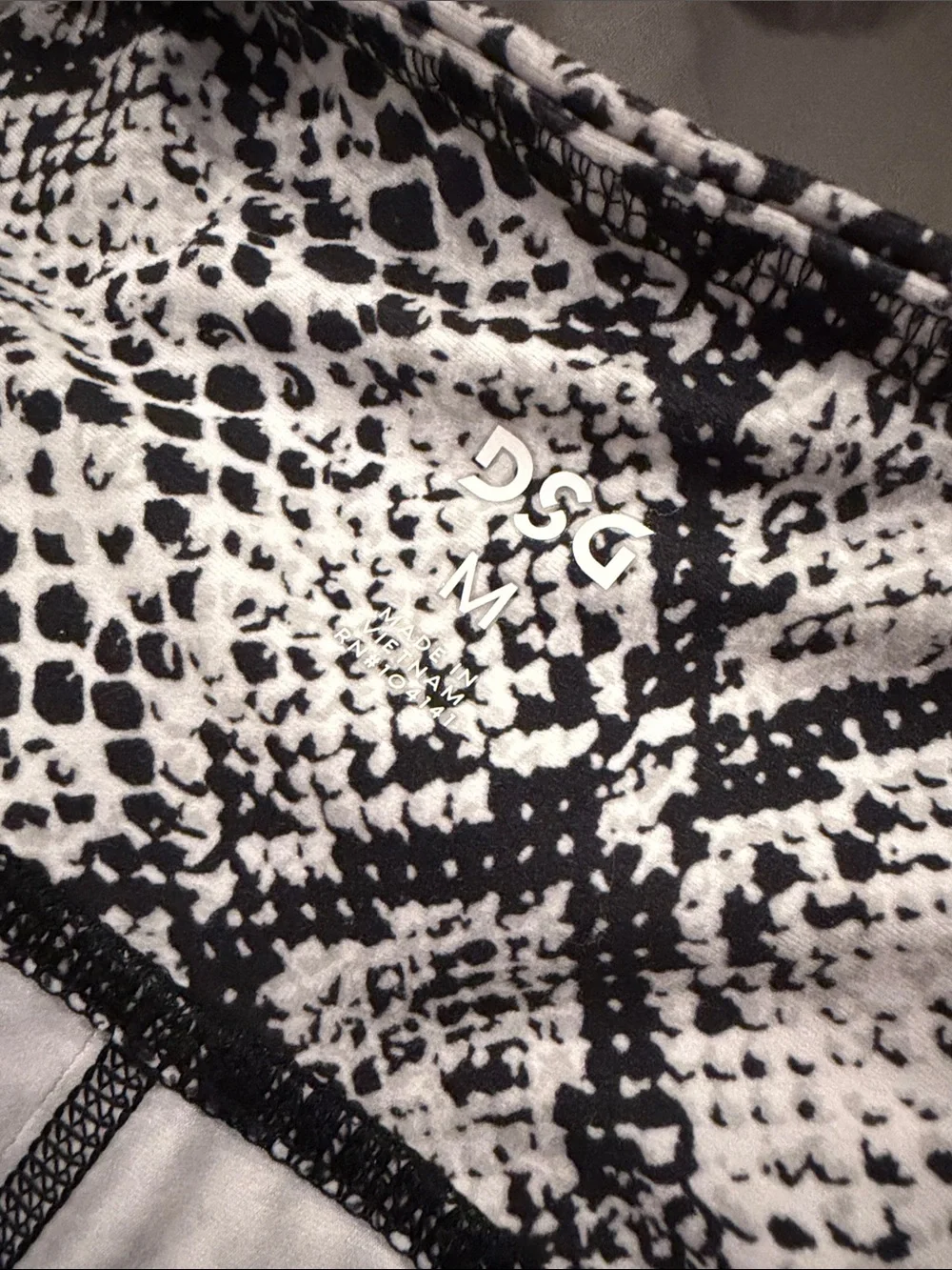 DSG Black and White Snake-Print High-Waist Bike Shorts - Picture 3 of 3